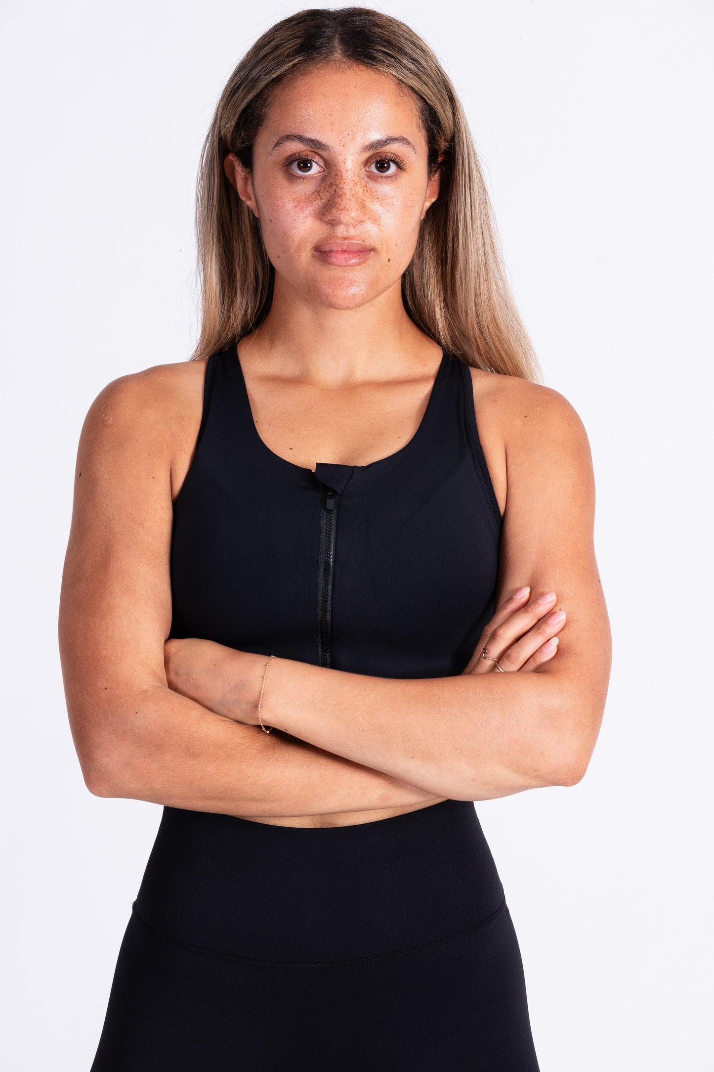 Movement Zippered Sports Bra Midnight Black - builtwear