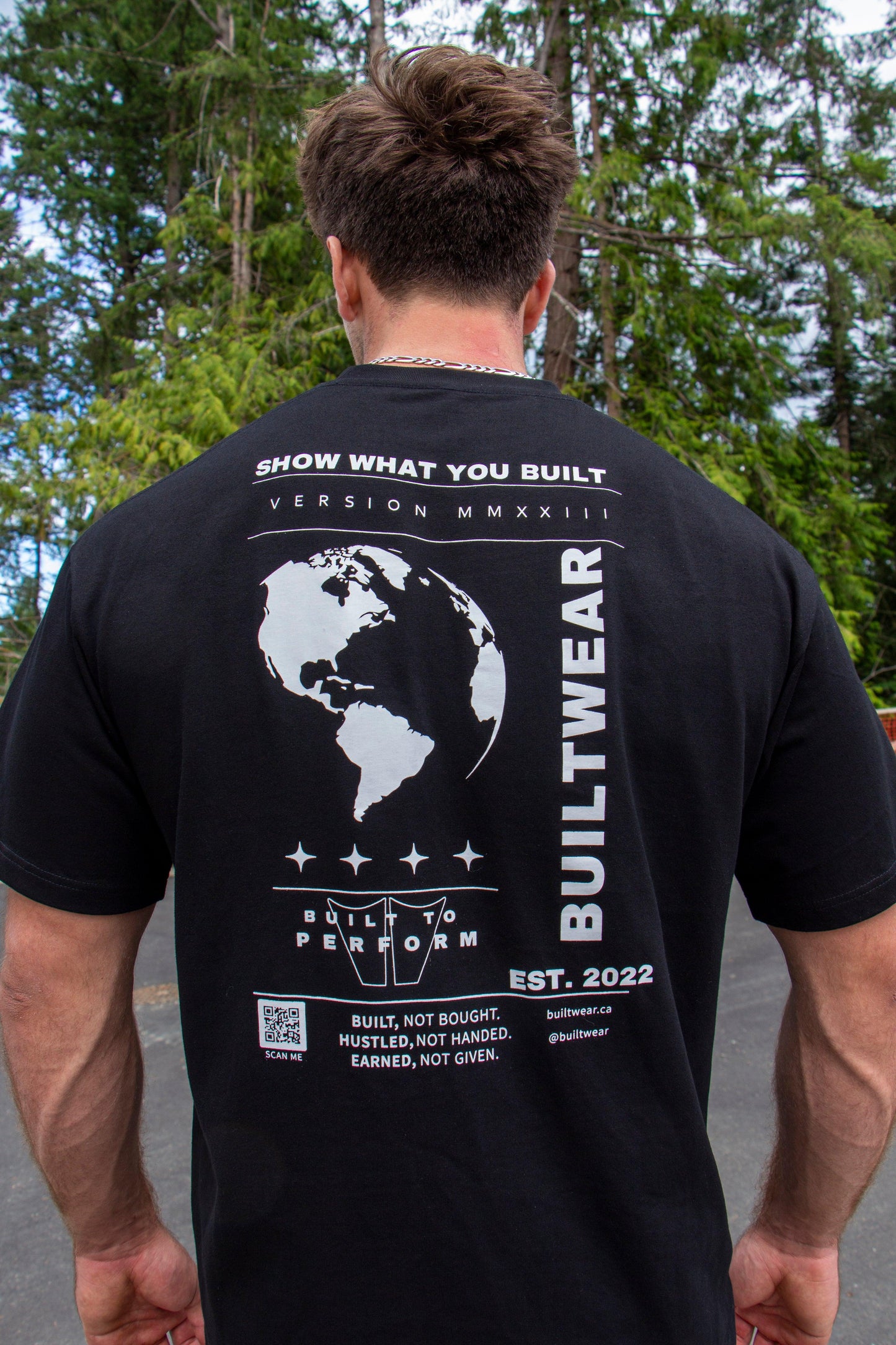 Oversized Graphic T-shirt True Black - builtwear