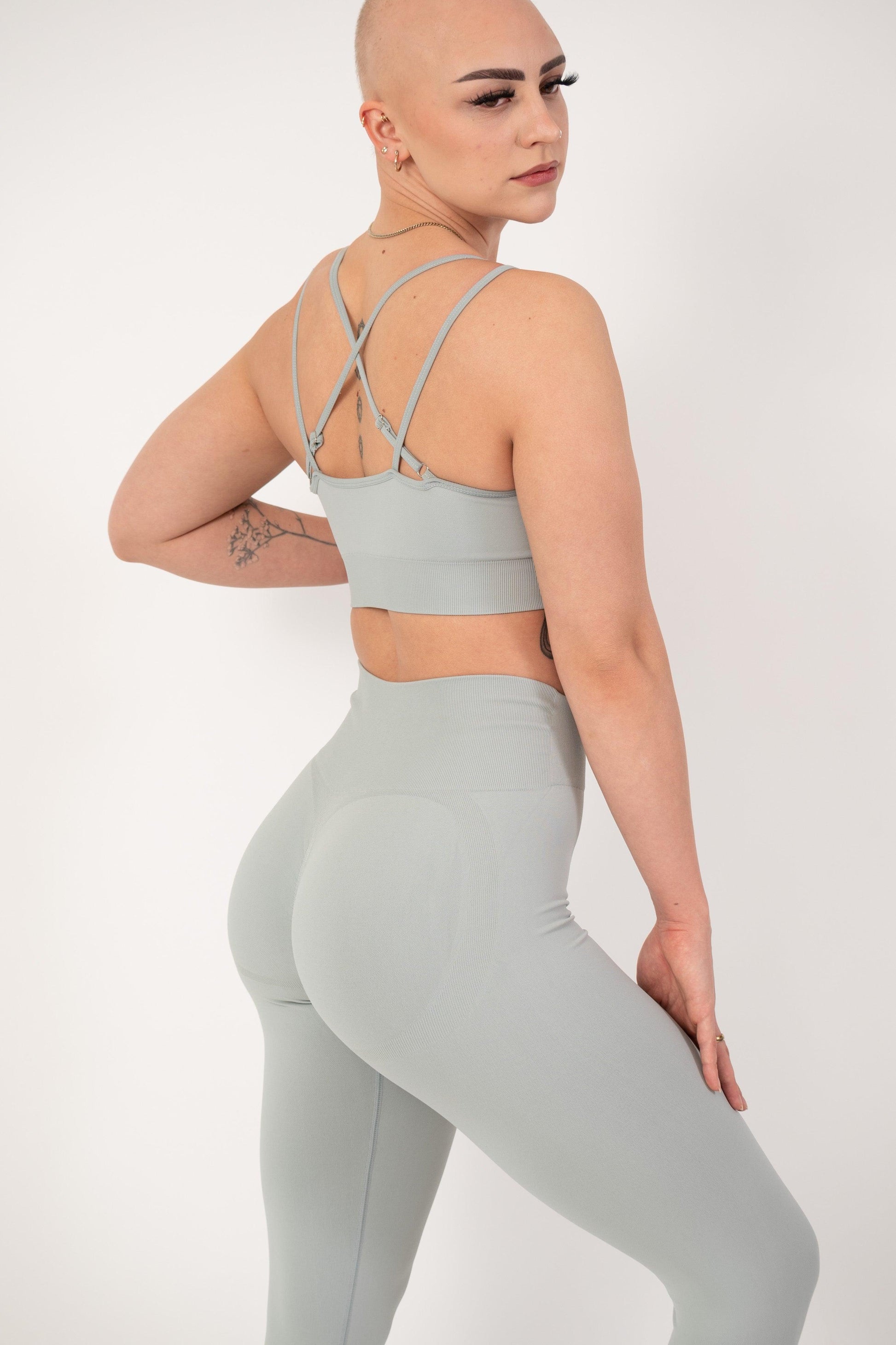 Strengthen Seamless Leggings 31" Silver - builtwear